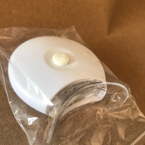 SmileTime professional tooth whitening system - Picture 5 of 7